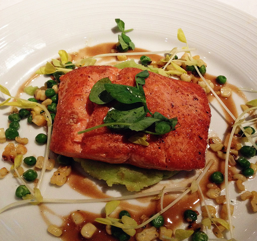 ../Images/HUANG,MEI-HUI.Alaska.Seven Glaciers (32).jpg